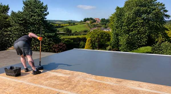5 Ways Gilesgate Roofing Makes Urgent Flat Roof Repairs Easier for Durham Homeowners